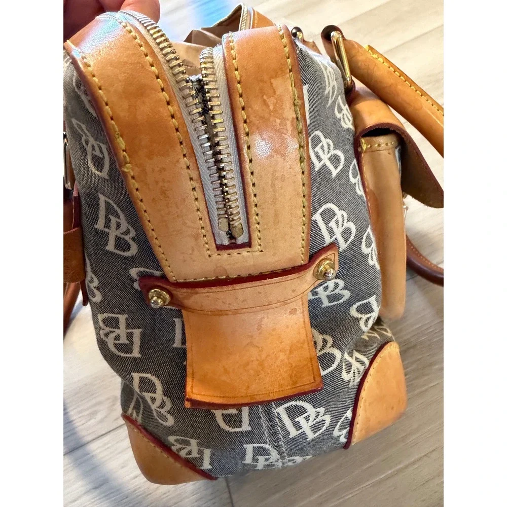 Dooney & Bourke Monogram Leather Satchel Handbag GrayTan Latch Pockets Vintage
